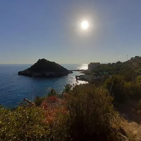 Holiday home Intera Casa Con Giardino, Vista Mare E Montagna