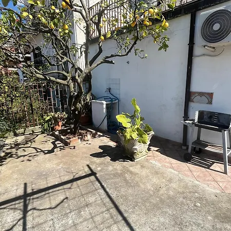 Holiday home Intera Casa Con Giardino, Vista Mare E Montagna Maratea